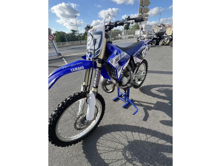 YAMAHA YZ125