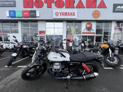 MOTO GUZZI V7 STONE