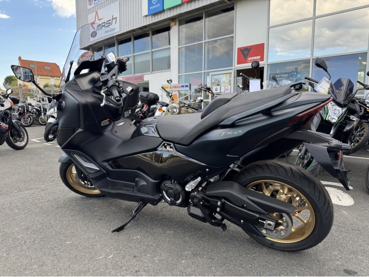 *** PROMO *** YAMAHA T-MAX 560 TECH MAX KAMO